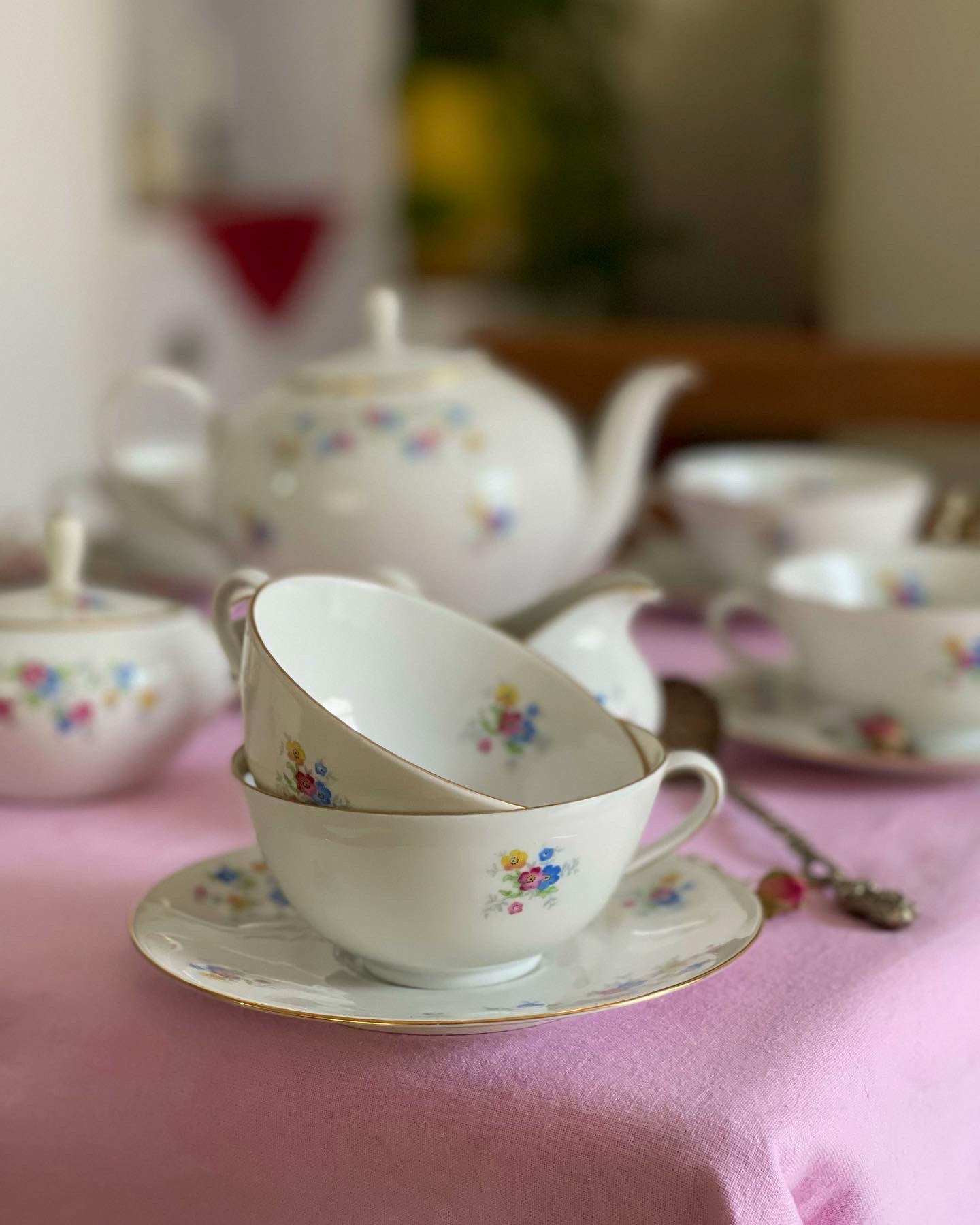 گل ریز، چینی استخوانی