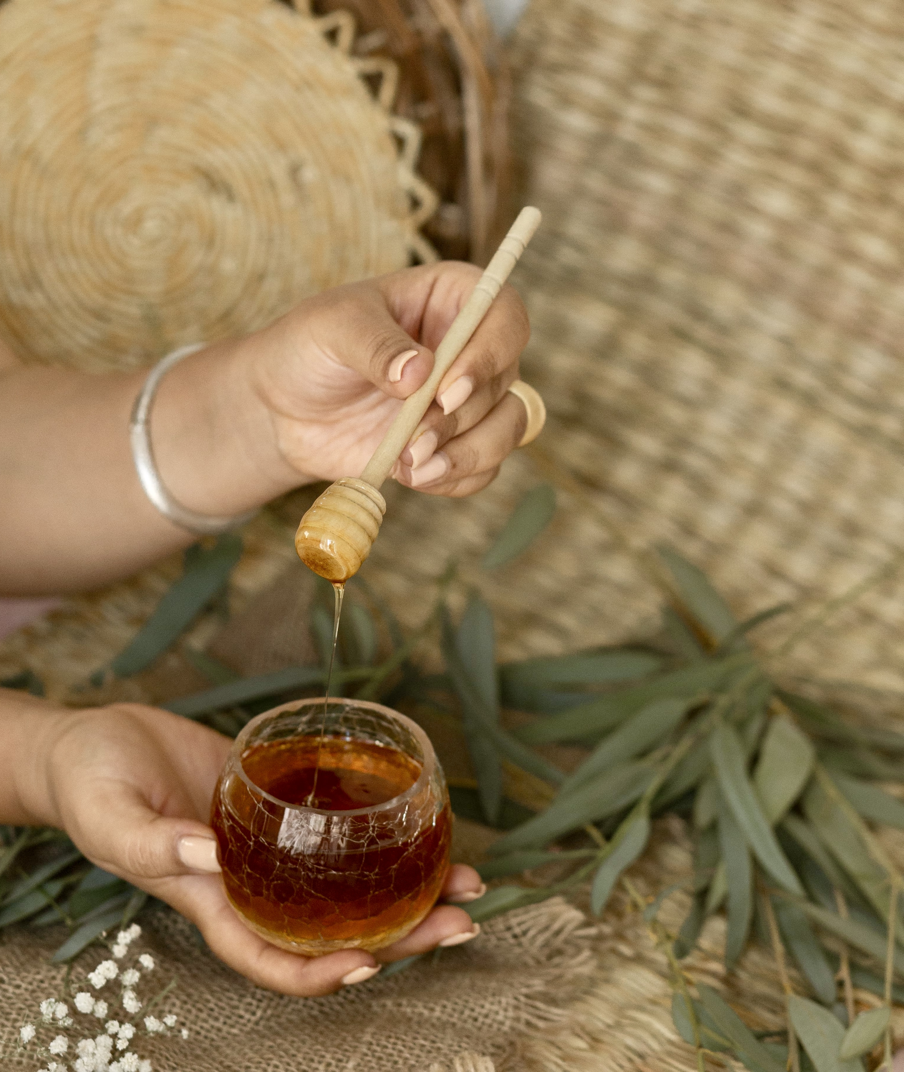 عسلی کمیاب با ته مزه ی تلخ ملایم 